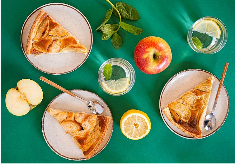 Part de tarte normande aux pommes de Daunat